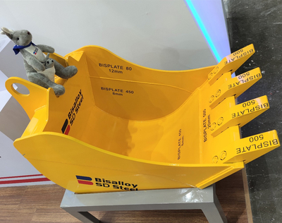 山鋼高品質(zhì)耐磨鋼產(chǎn)品亮相上海寶馬工程機(jī)械展 挖機(jī)挖斗的新突破